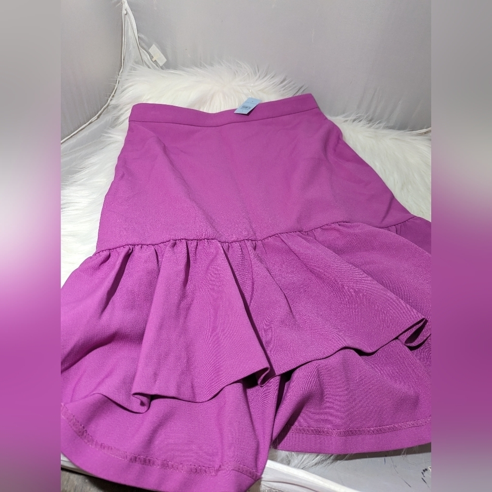 Ann Taylor pink skirt